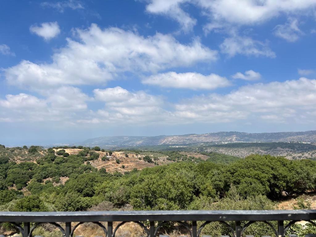 Ferienwohnung Benichuta Mitzpe Hila Exterior foto